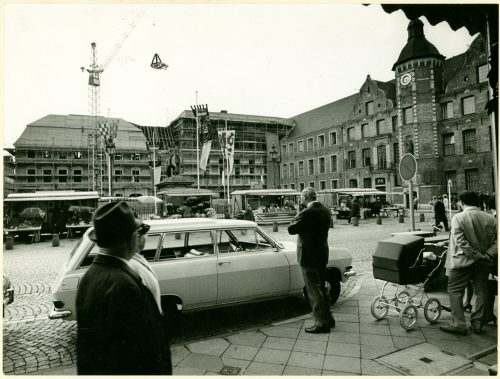 Jürgen Retzlaff (Fotograf*in), Rathaus am Marktplatz, Oktober 1968