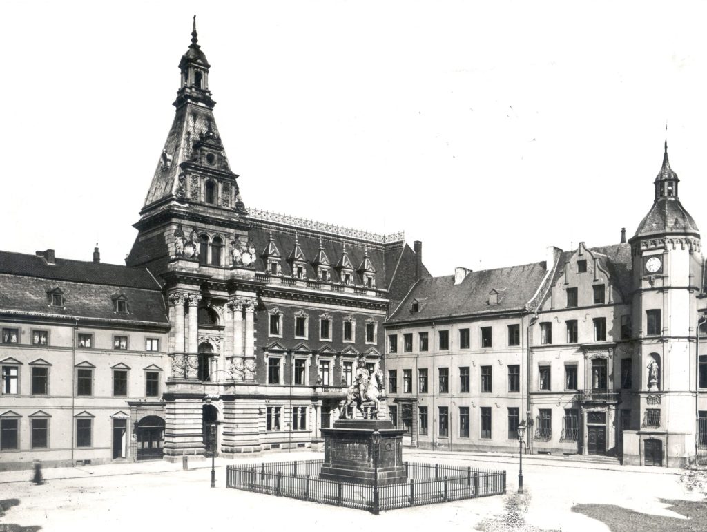 Rathaus am Marktplatz