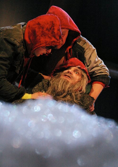 Die Reise nach Bugulma von Joachym Topol (Szenenfoto). Premiere am 19.2.2006 im Kleinen Haus, D ...