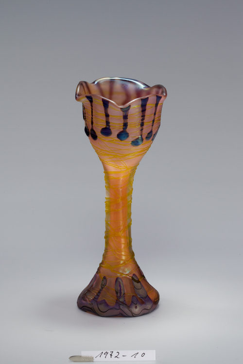 Pallme-König & Habel (Hersteller*in), Vase, 1899–1906