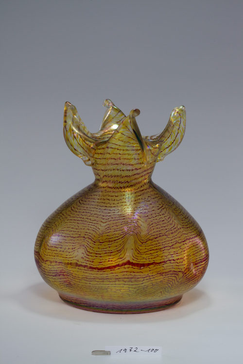 Glasfabrik Johann Lötz Witwe (Hersteller*in), Vase, 1900–1905