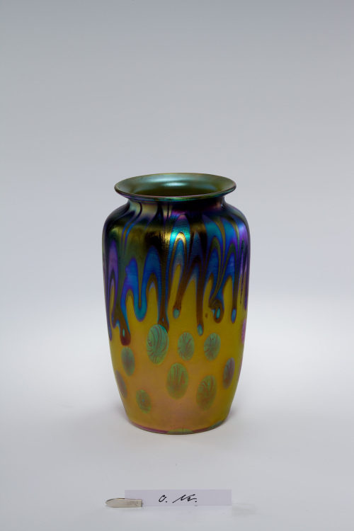 Glasfabrik Johann Lötz Witwe (Hersteller*in), Vase, 1900–1902