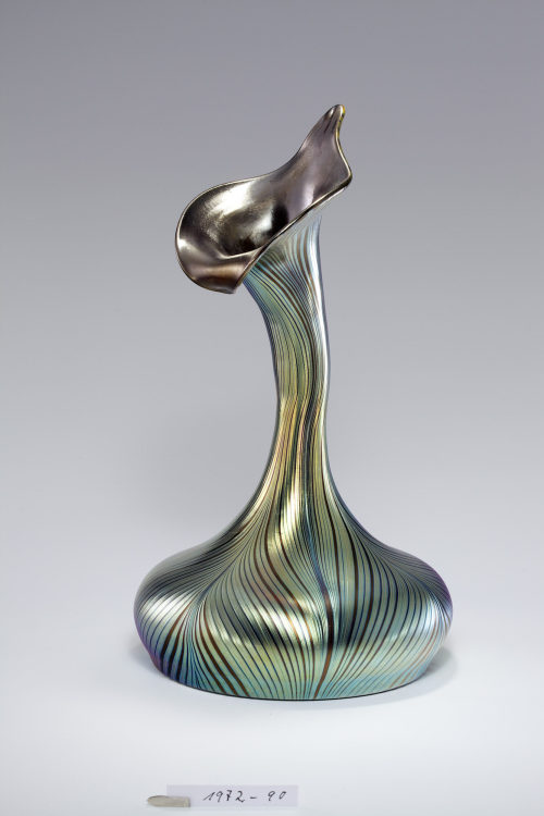 Glasfabrik Johann Lötz Witwe (Hersteller*in), Vase "Persische Parfumflasche", 1898