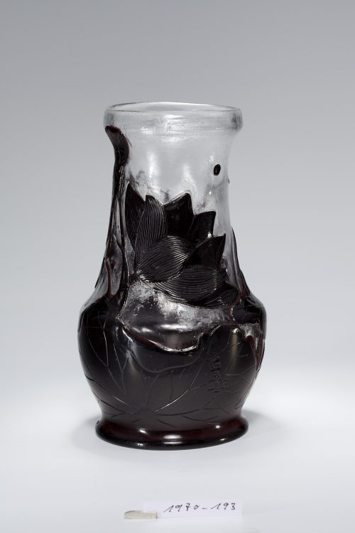 Émile Gallé (Entwurf), Vase mit Lotos, 1897