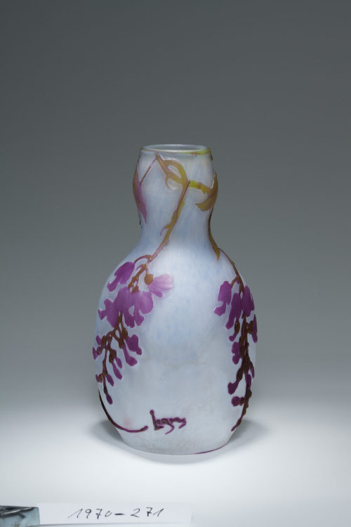 Legras & Cie. (Hersteller*in), Vase mit Glyzinien-Dekor, 1900–1914