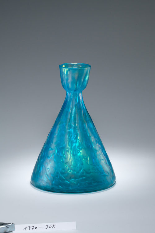 Stumpf, Touvier, Viollet & Cie., Cristallerie de Pantin (Hersteller*in), Vase, "Aigue Marine"-Serie, um 1901