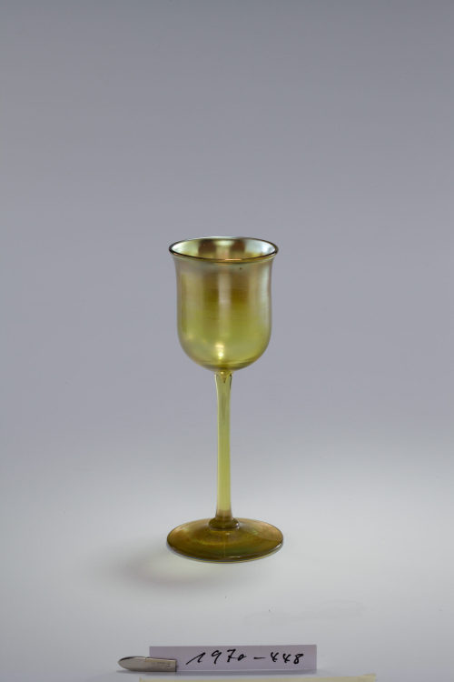 Louis C. Tiffany (Entwurf), Likörglas, Um 1900