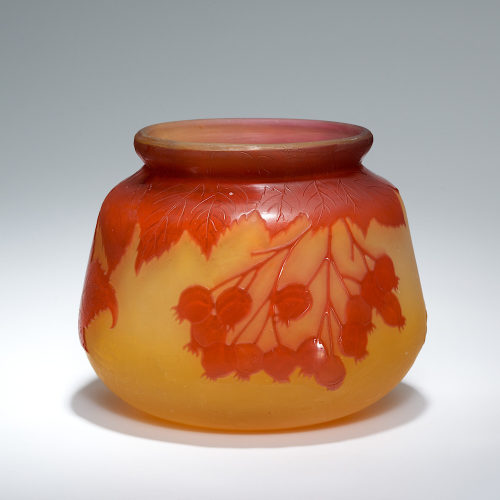 Gallé (Maison) (Ausführung), Vase mit Elsbeeren-Dekor, Um 1904–1906