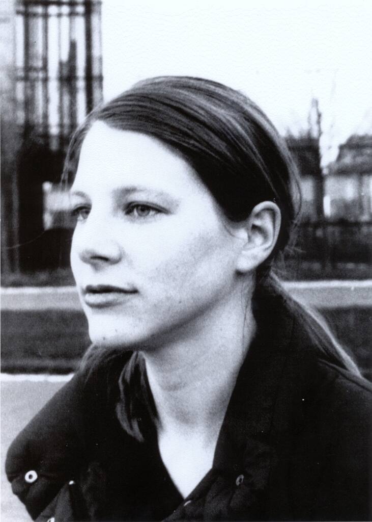 Sarah Hornäk, Bildhauerin, in Düsseldorf