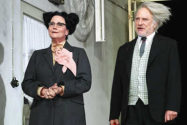 ERNST IST DAS LEBEN. BUNBURY von Oscar Wilde (Szenenfoto).  Premiere am 5.5.2005 im Großen Haus ...