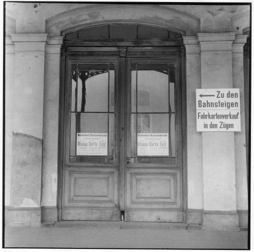 Erika Kiffl (Fotograf*in), Bahnhof Rolandseck, 1964