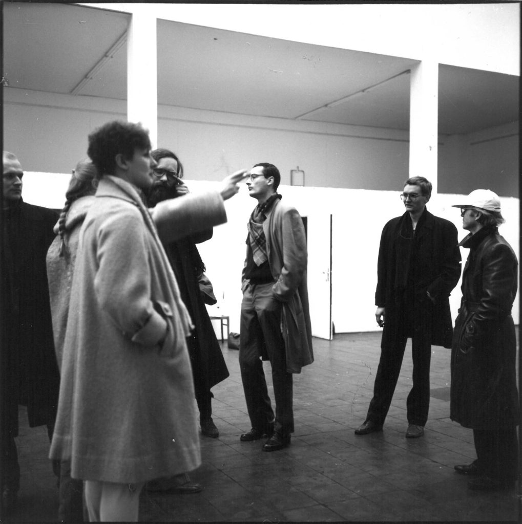 Hilmar Boehle, Sigrid Redhardt, Hella Santarossa, Stephan von Wiese, Harald Klingelhöller, Reinhard Mucha, Thomas Schütte,  Ausstellung "0211"