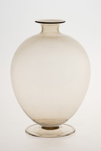 Eiförmige Vase