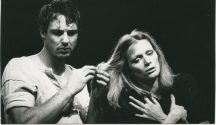 Manuela Alphons (Iphigenie) und Daniel Friedrich (Orest) in "Iphigenie auf Tauris" von Johann W ...