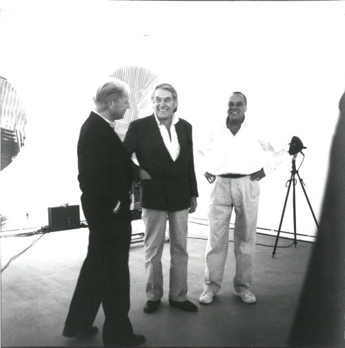 Erika Kiffl (Fotograf*in), ZERO Aufbau 1992, Kunstmuseum Düsseldorf, v.l.n.r.: Heinz Mack, Otto Piene, Günther Uecker, 1992