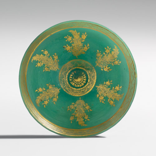 Unbekannt (Ausführung), grüner Teller mit Golddekoration, ca. 1750–1800