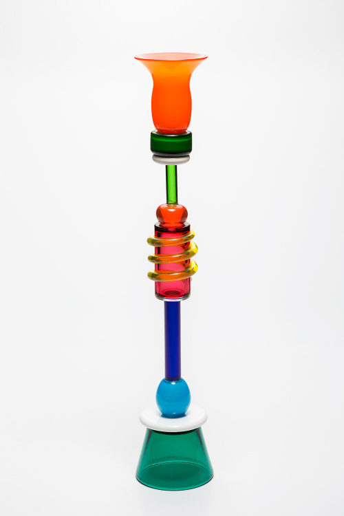 Ettore Sottsass (Entwurf), Vasenobjekt "Ananke", 1986