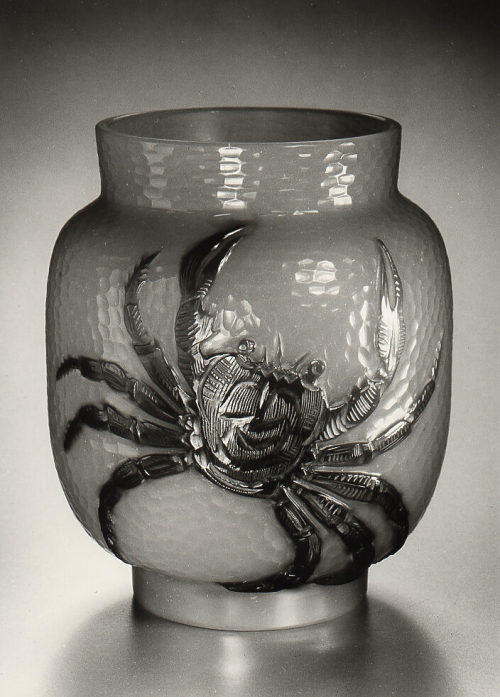 Cristalleries de Sèvres Landier Frères et Cie. (Ausführung), Vase mit Krebsdarstellung, um 1900