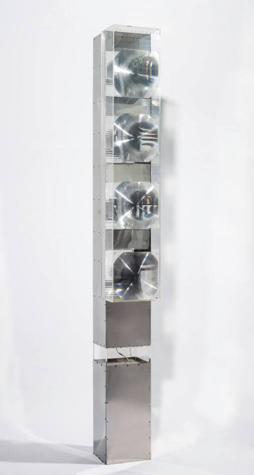 Heinz Mack (Künstler*in), Quadriga-Rotoren (Lichtstele), 1964