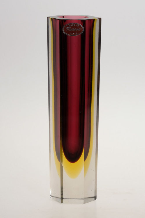 Unbekannt (Ausführung), Violett-Gelbe Stangenvase, um 1970–1980