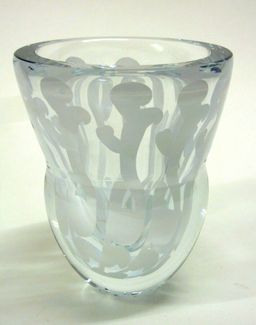 Olaf Stevens (Entwurf), Vase mit weißem Zwischenschichtdekor, 2000