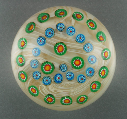 Unbekannt (Ausführung), Paperweight, nicht datiert