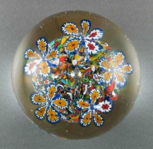 Unbekannt (Ausführung), Paperweight, nicht datiert