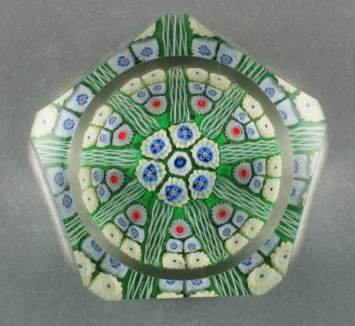 Strathern Glass Company (Ausführung), Paperweight, zwischen 1947 und 1992