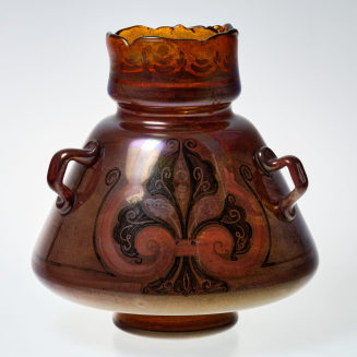 Vase in Gestalt einer Moscheeampel