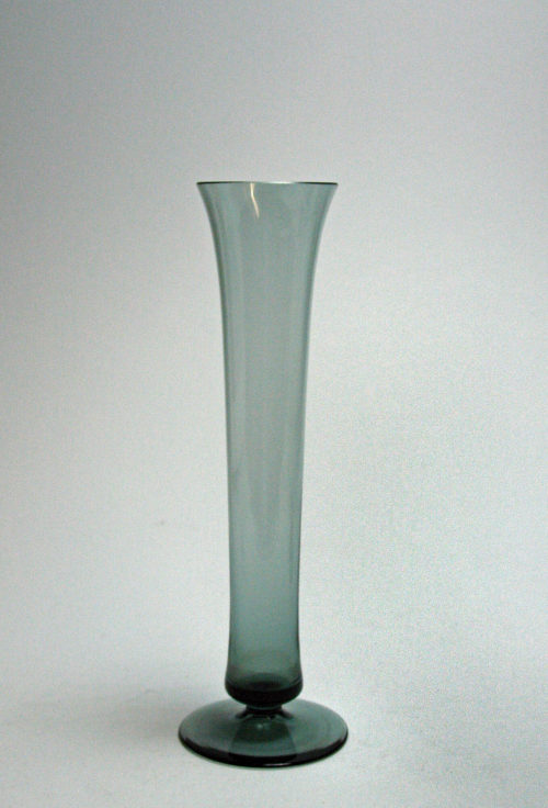 Wilhelm Wagenfeld (Entwurf), Fußvase, Entwurf 1950, Produktion 1950–1964