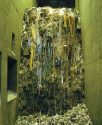 Tina Hauser: IM MÜLLBUNKER - A GARDEN OF PLEASURES; The Beauty No.5.2000, Lambdaprint auf Dibon ...