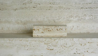 Frank Weidenbach:  MODELL, Römischer Travertin, 27 x 60 x 11 cm, 2005