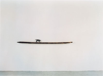 Carol Pilars de Pilar:  'hund nr. 10' 2004 ton 24 x 12 x 6,5cm