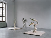 Carol Pilars de Pilar: 'baum nr. 3' 2003 ton 125 x 75 x 30cm