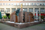 Joachim Schmettau, Musikbrunnen, 1986