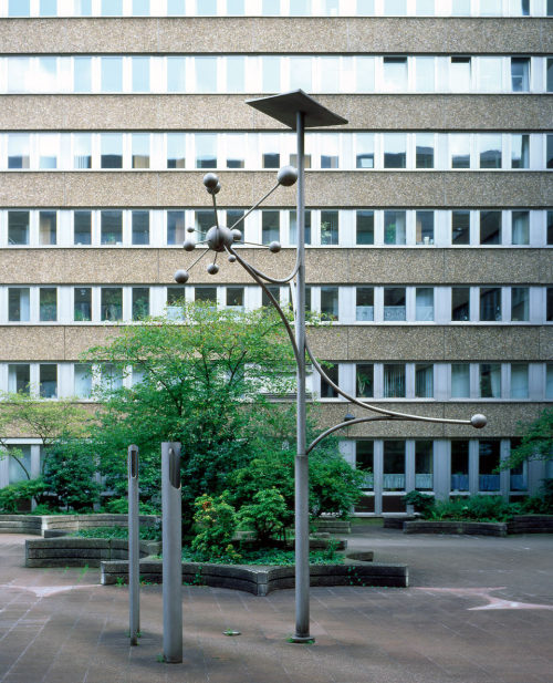 Günter Maas, Kinetische Plastik mit Klangpfeifen, 1974