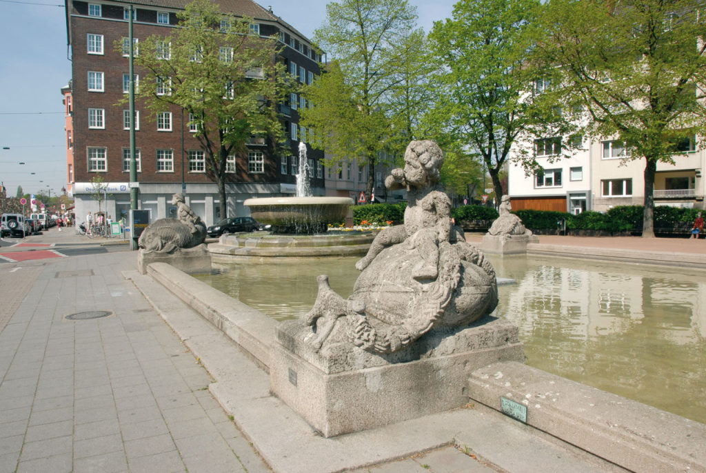 Peter Stammen, Brunnen Barbarossaplatz, 1915