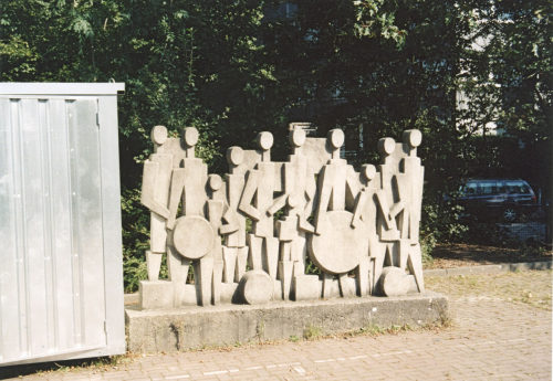 Doris Rücker
Kinder mit runden und eckigen Formen, 1964