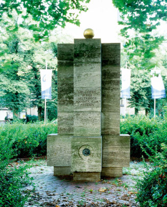 Hans Heuser, Kriegerdenkmal Wersten, 1934