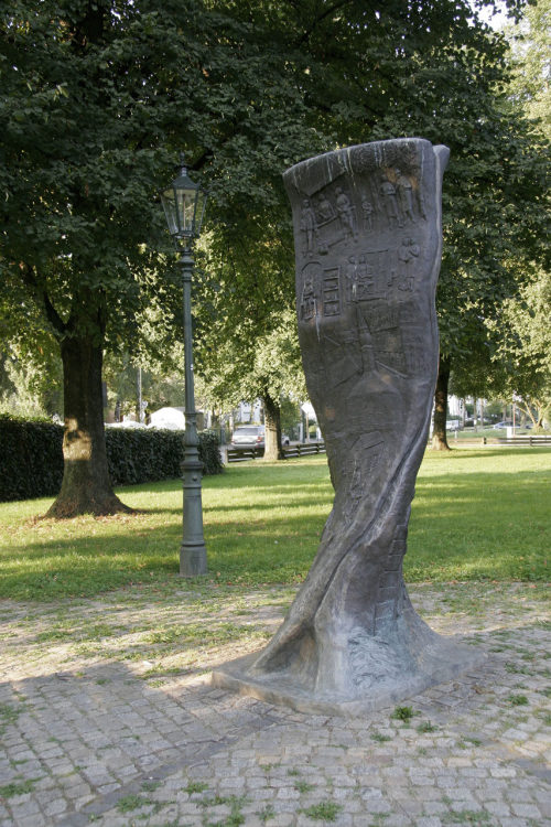 Karl Kluth
Geschichtsdenkmal, 1989