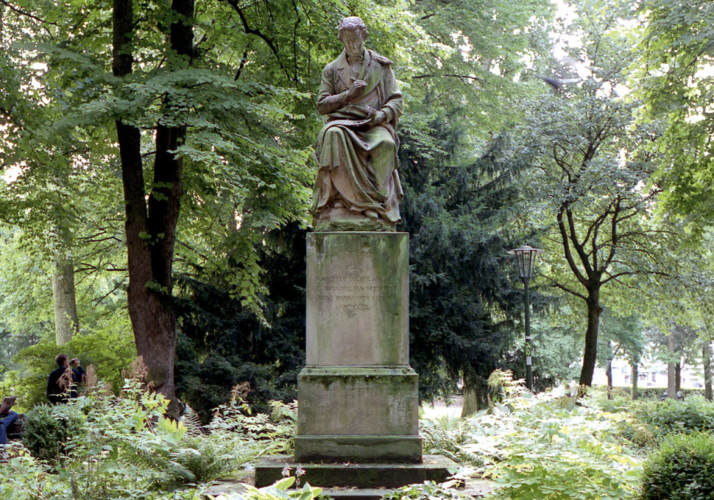 Maximilian-Weyhe-Denkmal