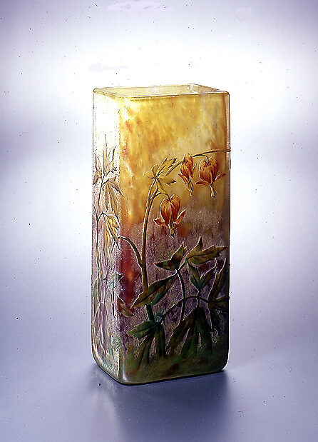 Daum <Nancy> (Ausführung), Vase mit tränenden Herzen, um 1910