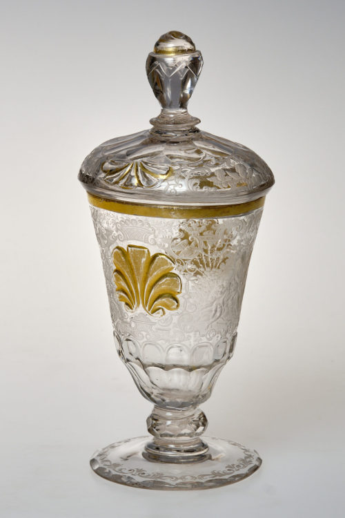 Unbekannt (Ausführung), Deckelbecher mit Liebesallegorien, um 1750–1760