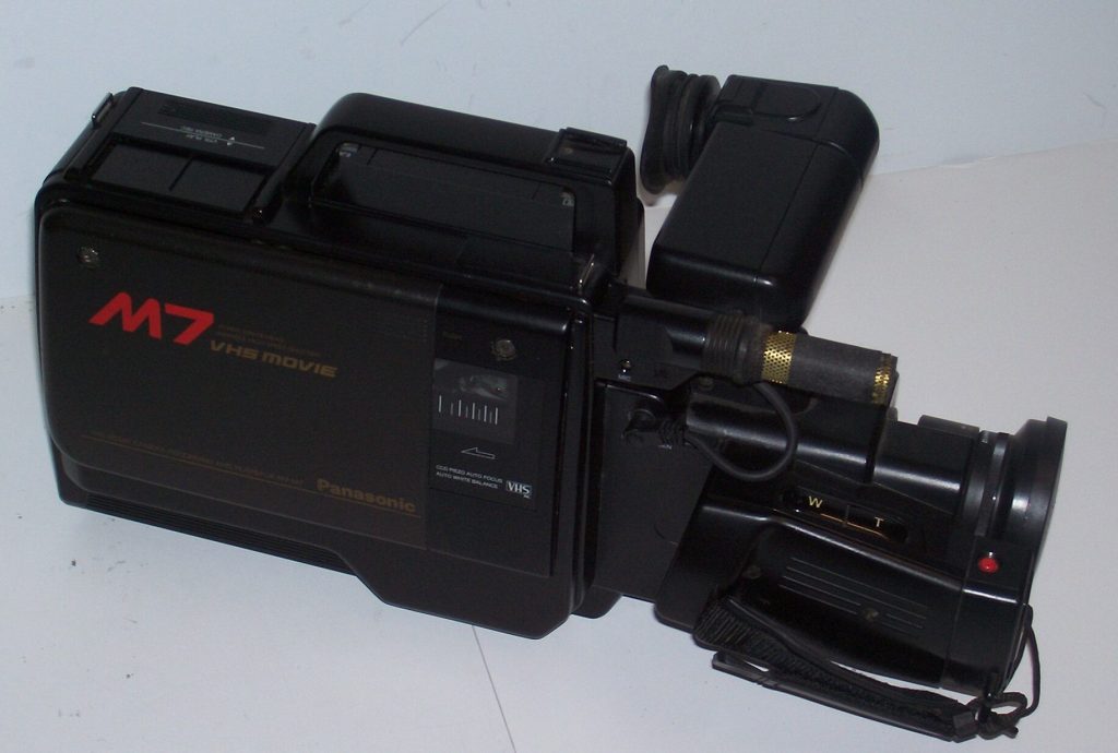 VHS-Camcorder Panasonic NV-M7