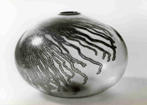 Pavel Molnar (Künstler*in), Vase, 1978