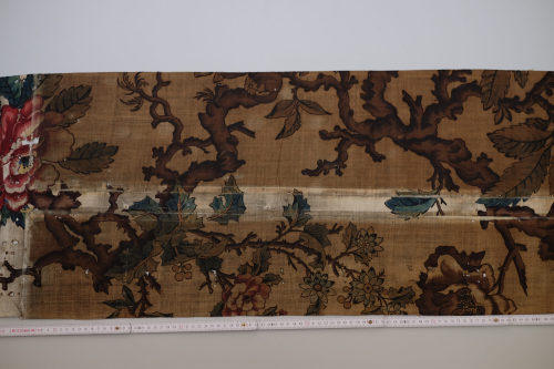 Tapete mit chinesischem Blütenbaummotiv, Um 1760