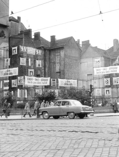 Erika Kiffl (Fotograf*in), Prag, 1965