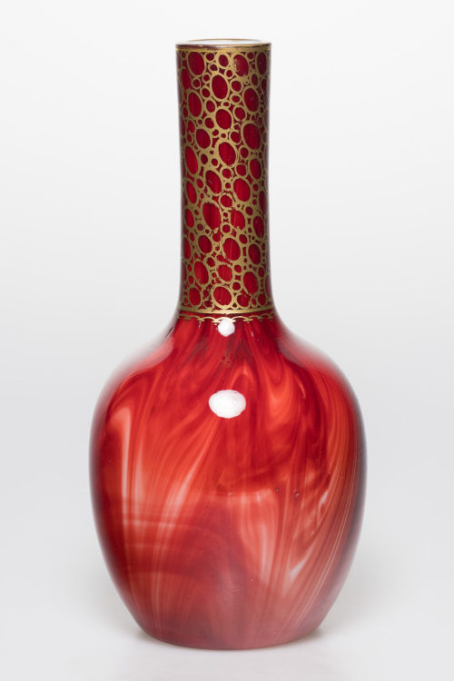 Glasfabrik Johann Lötz Witwe (Ausführung), Vase "Karneol", um 1889