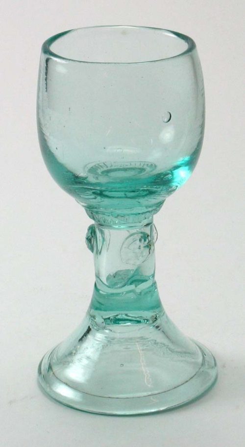 Unbekannt (Ausführung), Glas