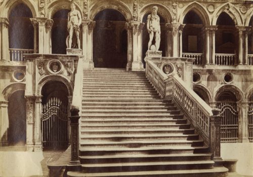 Unbekannt (Künstler*in), Ohne Titel (Treppe der Giganten, Dogenpalast, Venedig), 1860s–1880s